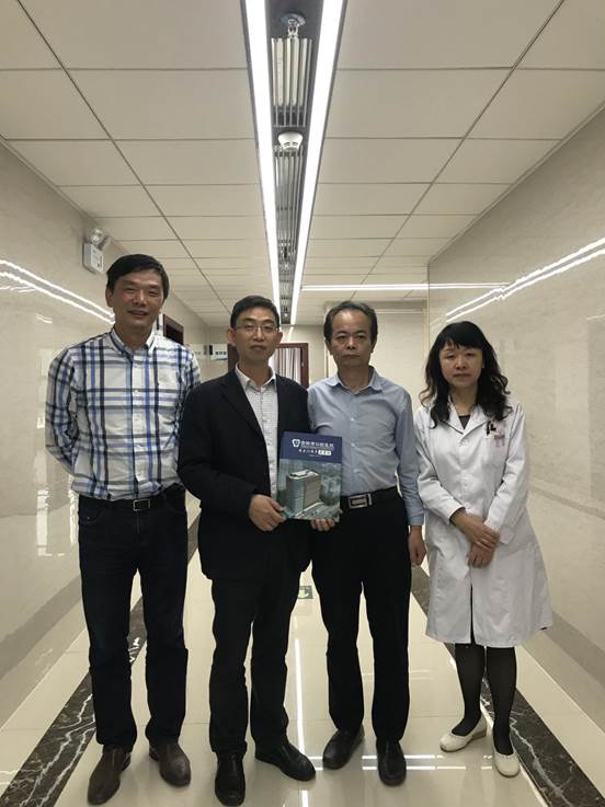 说明: C:\Users\Administrator\Desktop\欧洲杯正规下单平台赴贵阳市口腔医院开展本科生实习交流\03.jpg